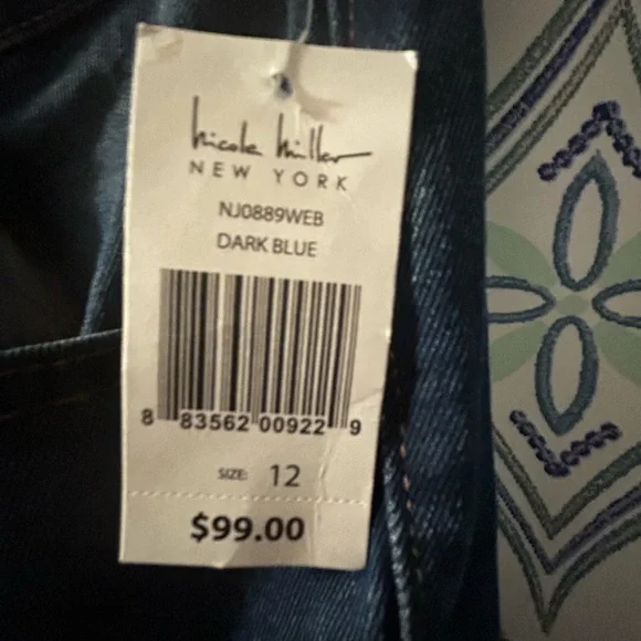 NWT Nicole Miller Vintage Comfort Jeans in Deep Blue W/Pockets “Worn Style” - Picture 5 of 16